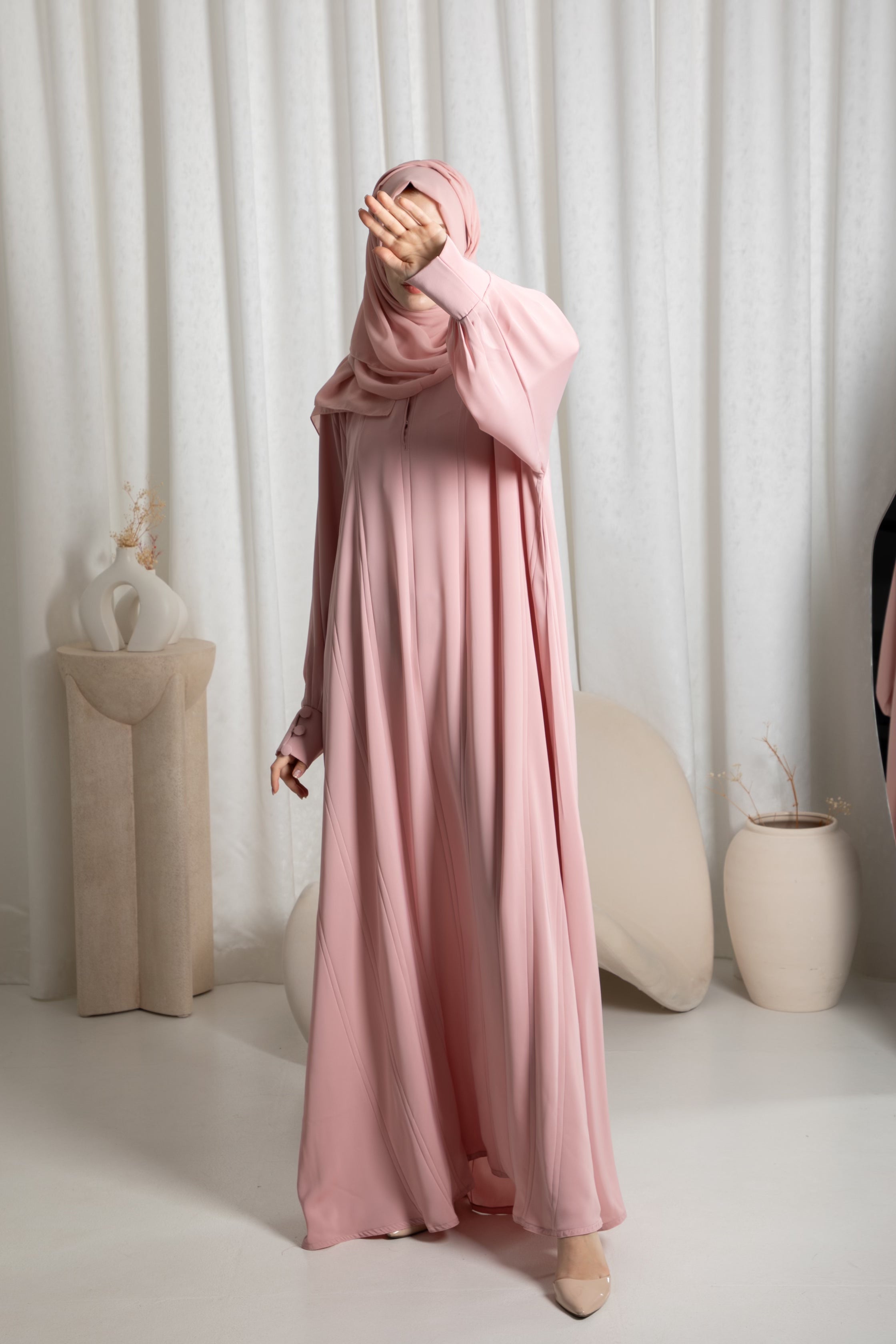 Elegant Hue Abaya - Blossom